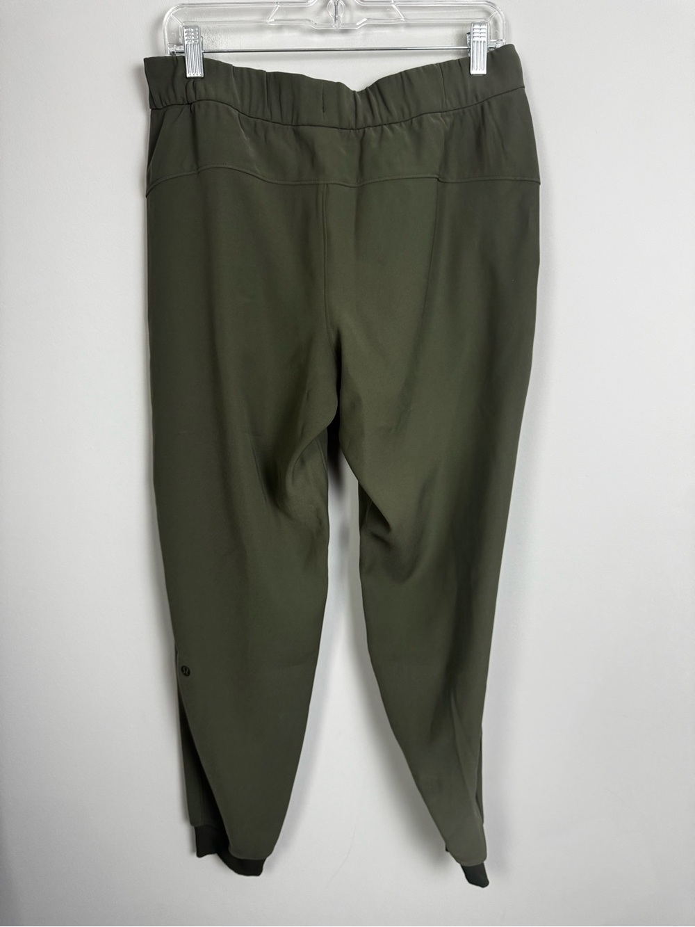 LULULEMON | NEW On the Fly Woven Jogger Pants Dark Olive Green Women’s Size 8 - Picture 9 of 10